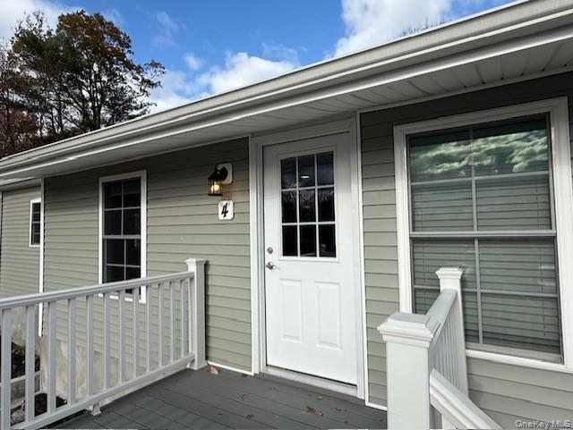 Foto del edificio - 135 Cooper Rd