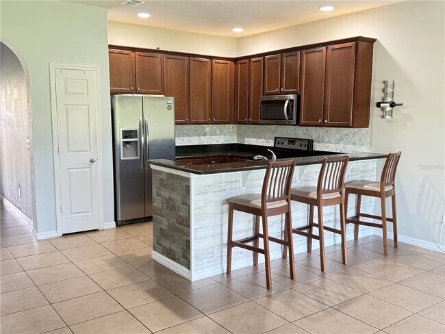 Foto del edificio - 1241 Honey Blossom Dr