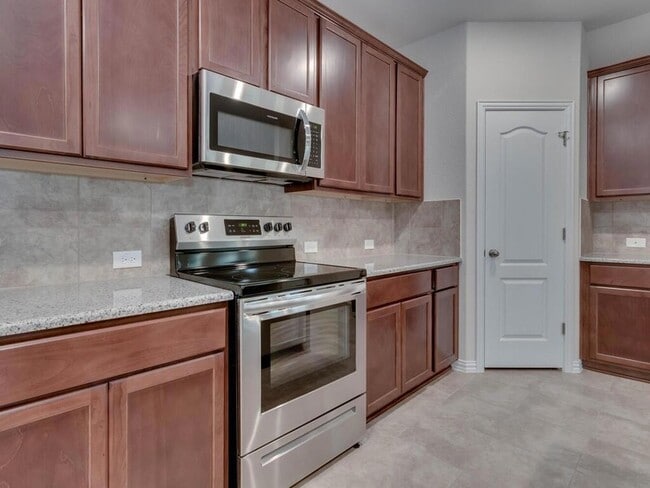 Foto del edificio - 1104 Ridge Runner Dr