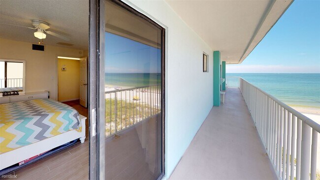 Foto del edificio - 3 br, 2 bath Condo - 14110 Gulf Boulevard 303
