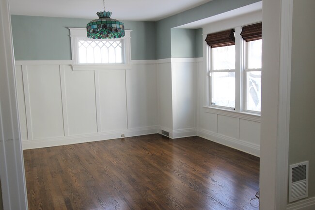 Dining Room - 171 Floverton St