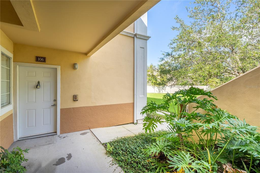 Primary Photo - 1185 Villagio Cir