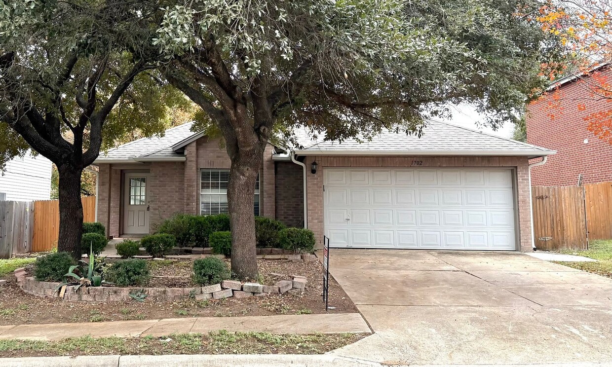 Primary Photo - Gorgeous Home in Round Rock