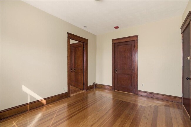 Foto del edificio - 984 York Ave