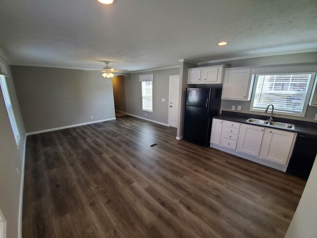 Foto del edificio - 252 Field Pine Dr