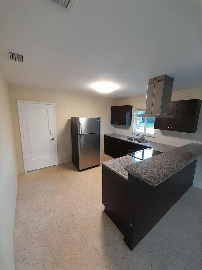 Foto del edificio - Beautiful duplex in the heart of Boynton B...