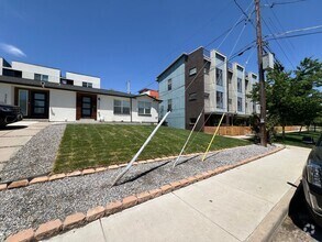 Building Photo - 3355 W 18th Ave