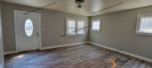Foto del edificio - Cute 2 Bed, 1 Bath Home for Rent