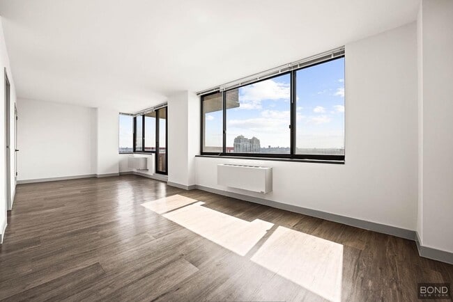 Foto del edificio - 10-40 River Road