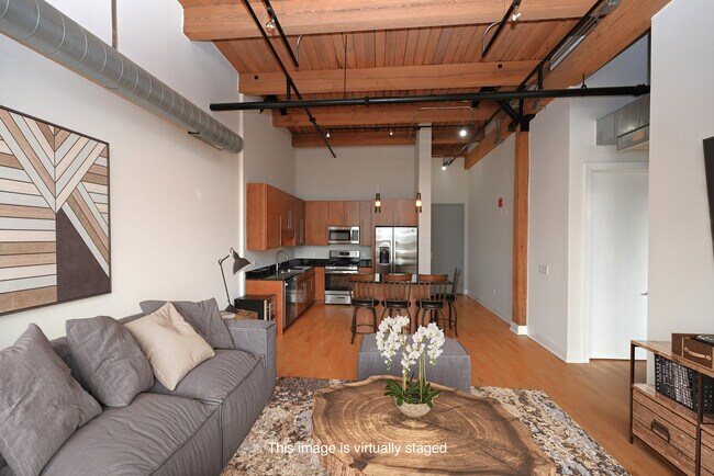 Foto del edificio - 770 W Gladys Ave