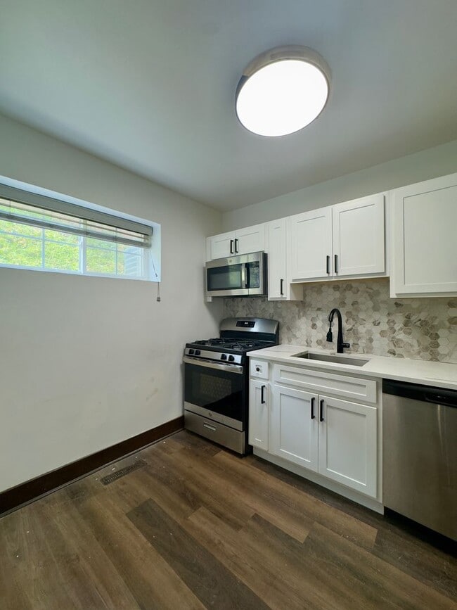 Interior Photo - Tuscan Hills