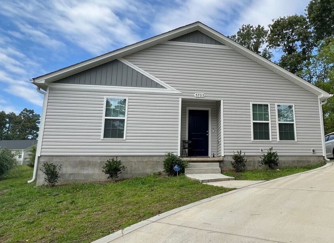 Foto principal - 5705 Eagle Pass ~Shenadoah North