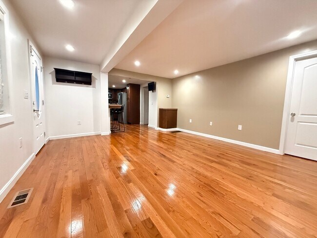 Foto del edificio - 7 Southbridge St Ct