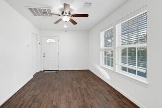 Building Photo - 311 Clifton St