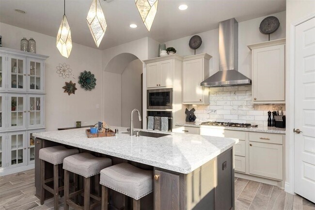 Foto del edificio - 28196 Knight Peak Dr