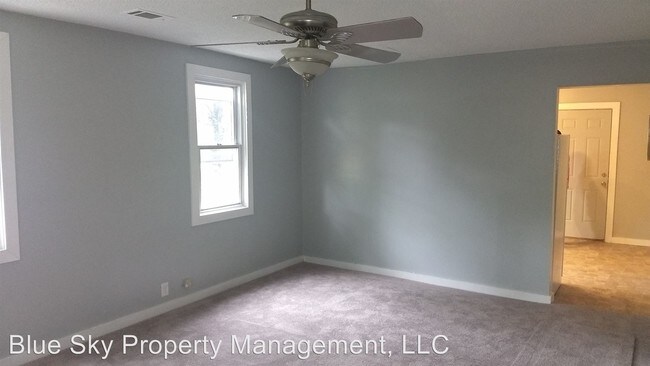 Building Photo - 1 br, 1 bath House - 2413 N. Macedonia