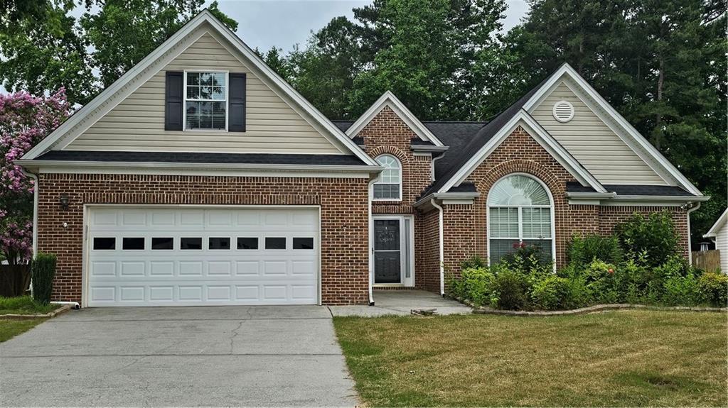 Foto principal - 2970 Victoria Park Dr NE