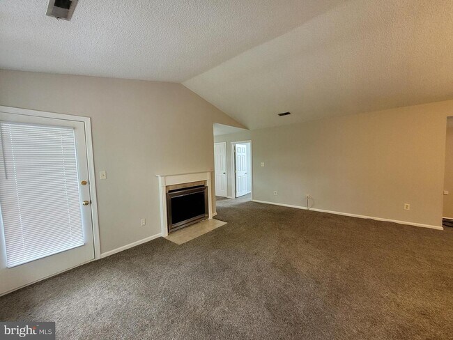 Building Photo - 510 Cedar Hollow Dr