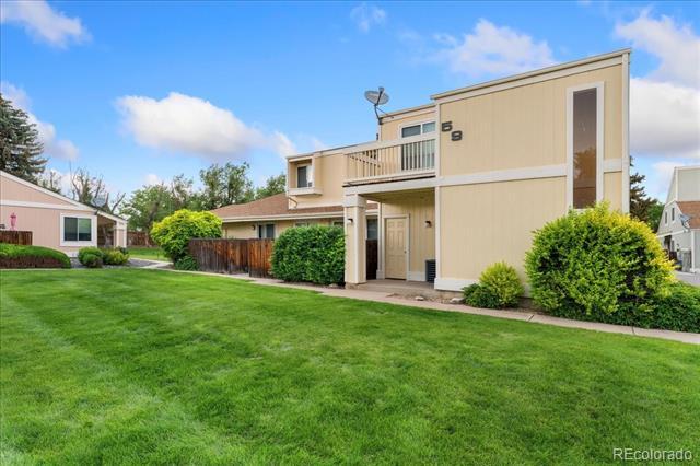 Building Photo - 8770 Chase Dr