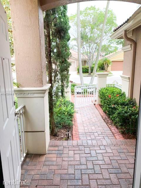 Building Photo - 3 br, 2 bath House - 956 Golden Cane Dr
