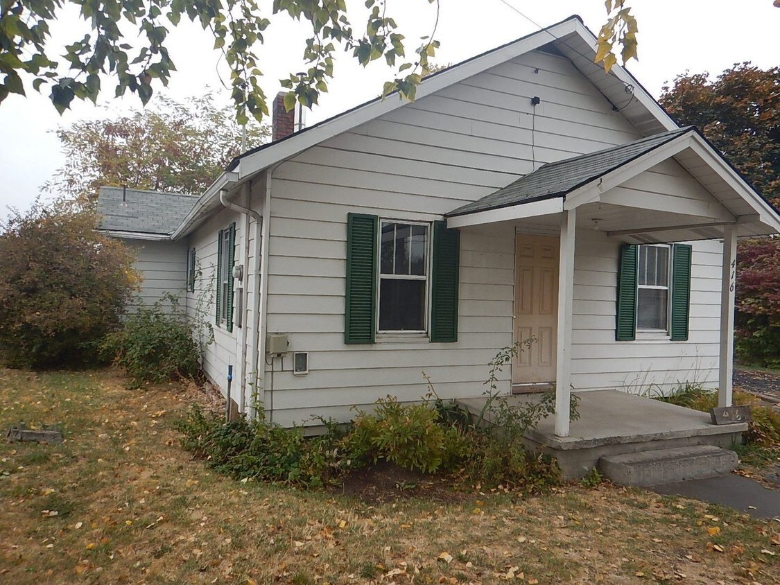 Primary Photo - 3 br, 1 bath House - 416 S Main Street