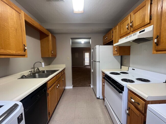 Foto del edificio - University Place 1- Charming Townhouse Apartment