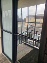 Building Photo - 1422-1428 E 17th St