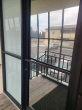 Building Photo - 1422-1428 E 17th St