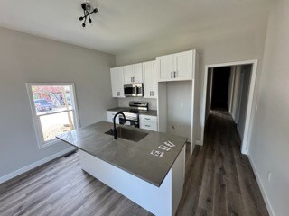 Foto del edificio - 113 Saluda St