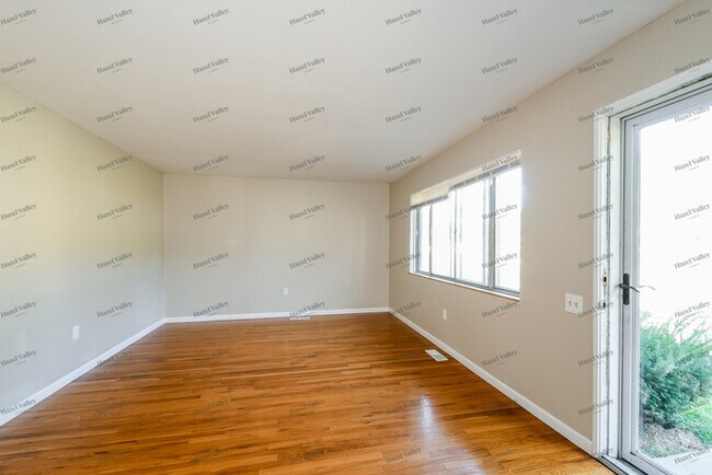 Foto del edificio - 1405 Arlington Dr