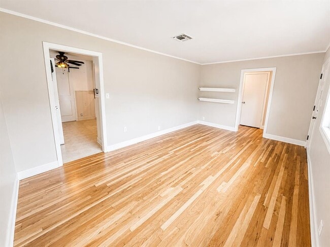 Building Photo - 7521 Delafield Ln