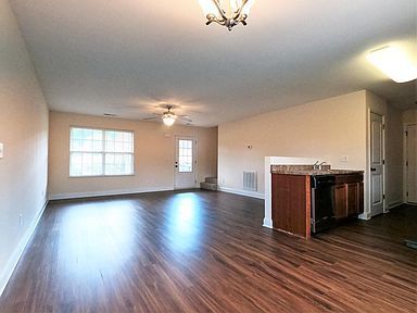 Building Photo - 6218 Christian Springs Dr