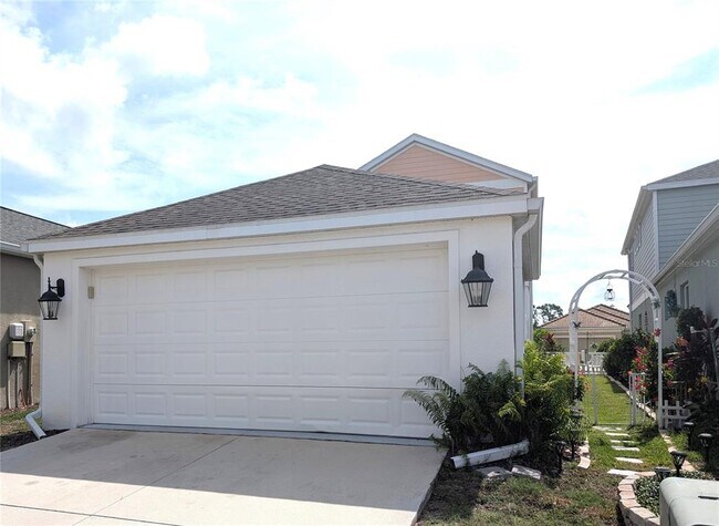 Building Photo - 12635 Sagewood Dr