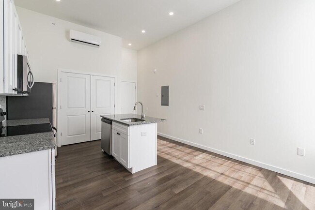 Foto del edificio - 5303 Chester Ave