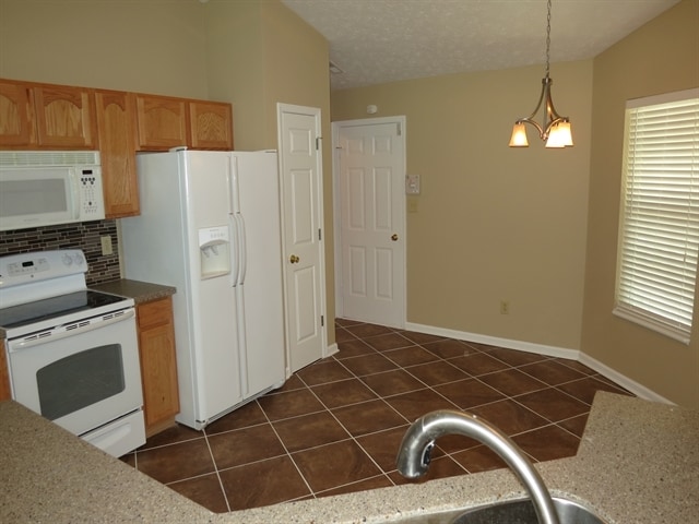 Foto del edificio - 9013 Scoter Ct