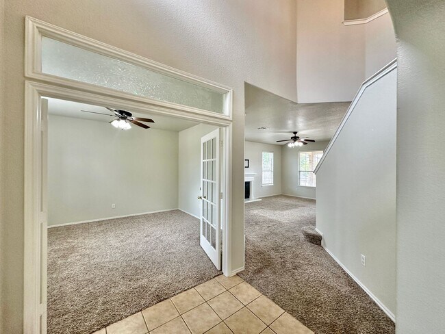 Foto del edificio - Price Drop!  Viewable Now!  Pets Accepted!