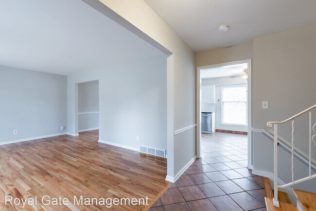 Foto del edificio - 3 br, 2 bath House - 10717 W 98th Street