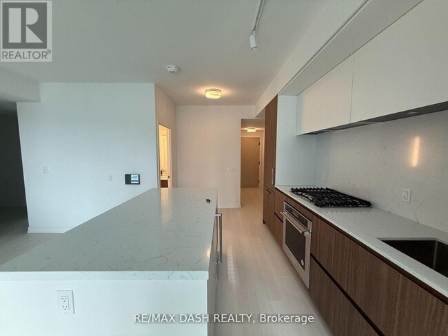 Photo du bâtiment - 1-401 Hillsdale Ave W