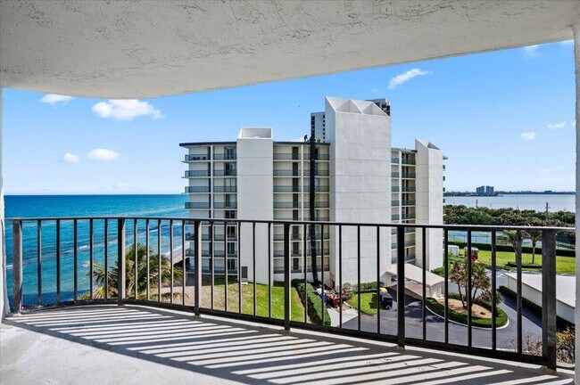 Foto del edificio - 5420 N Ocean Dr