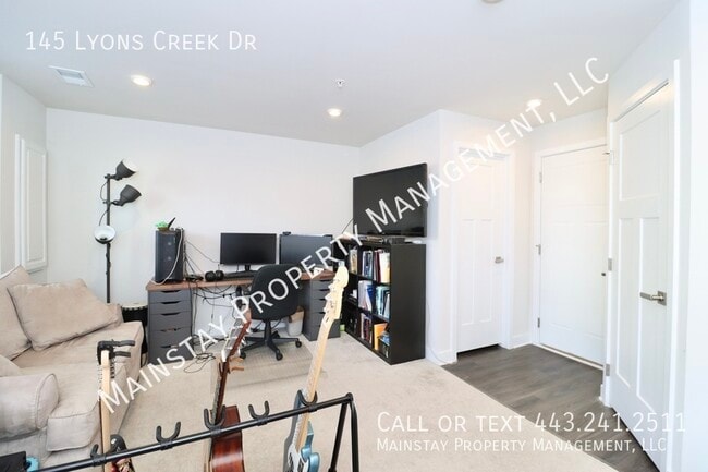 Building Photo - 145 Lyons Crk Dr