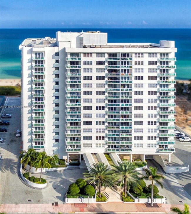 Building Photo - 6917 Collins Ave