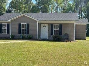 Building Photo - 104 Ida Acres