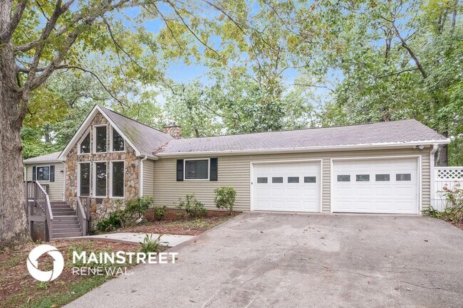 Building Photo - 153 Trickum Hills Dr