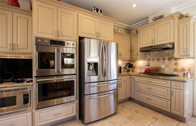 Kitchen Close-up - 2203 Gates Ave