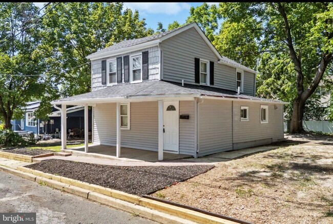 Foto del edificio - 27 E Phoenix Ave