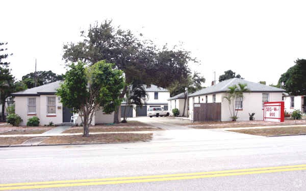 Building Photo - Seg-way