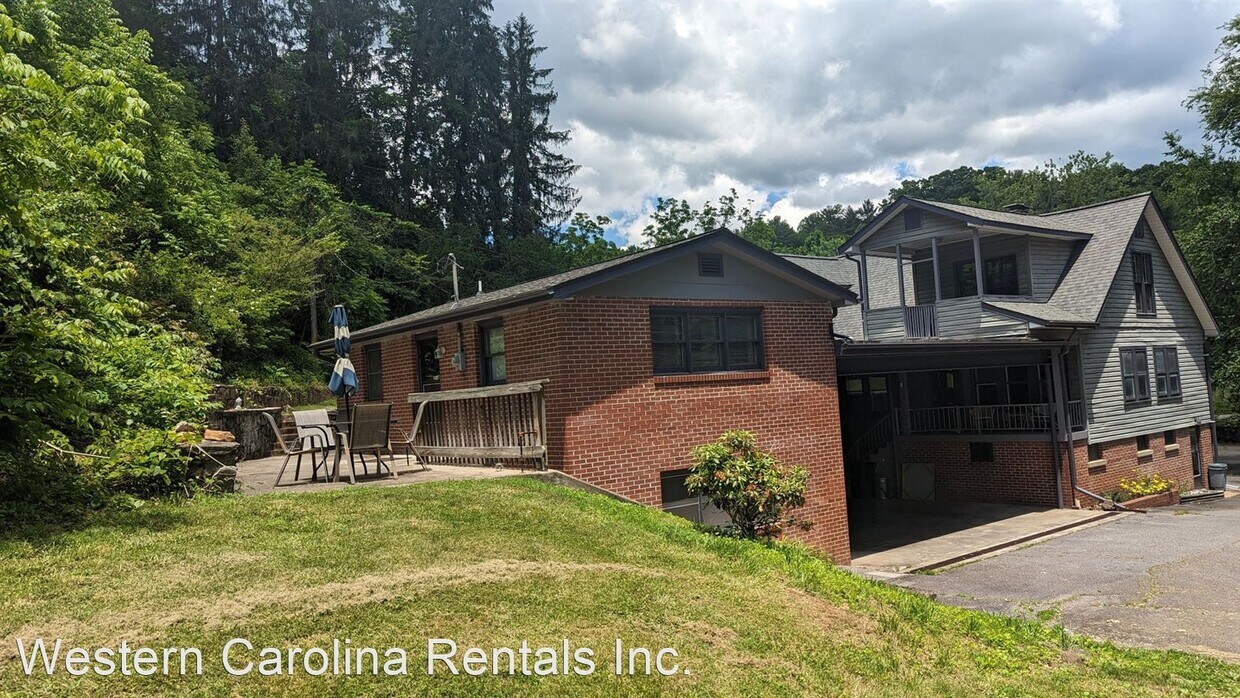 Primary Photo - 1 br, 1 bath House - 107 Magnolia St. Apar...