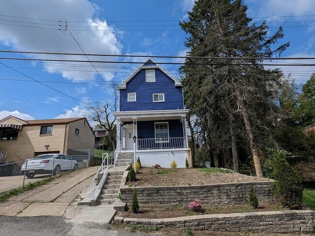 Foto del edificio - 4 bed, 2.5 bath newly renovated house