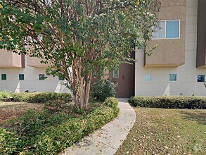 Building Photo - 1508 Hope St