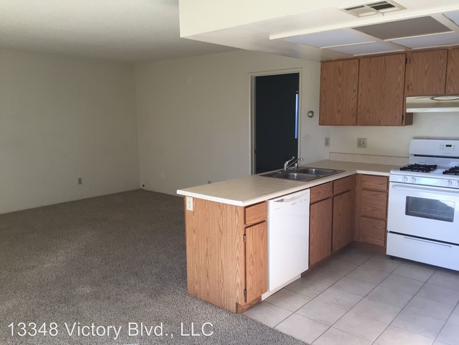 Building Photo - 27606 Violin Canyon Rd
